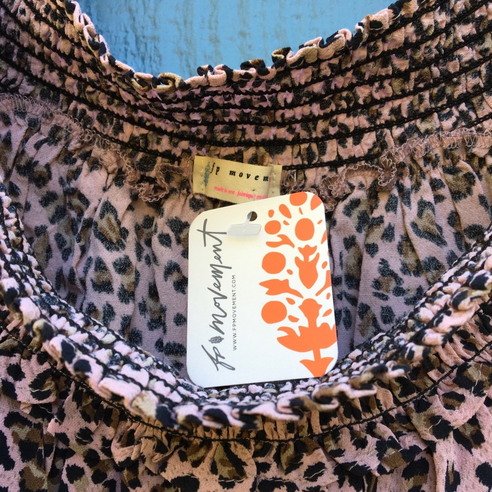 Free People Off Shoulder Cheetah Pink Bell Blouse Top Shirt Leopard Tie Front S - Picture 7 of 8